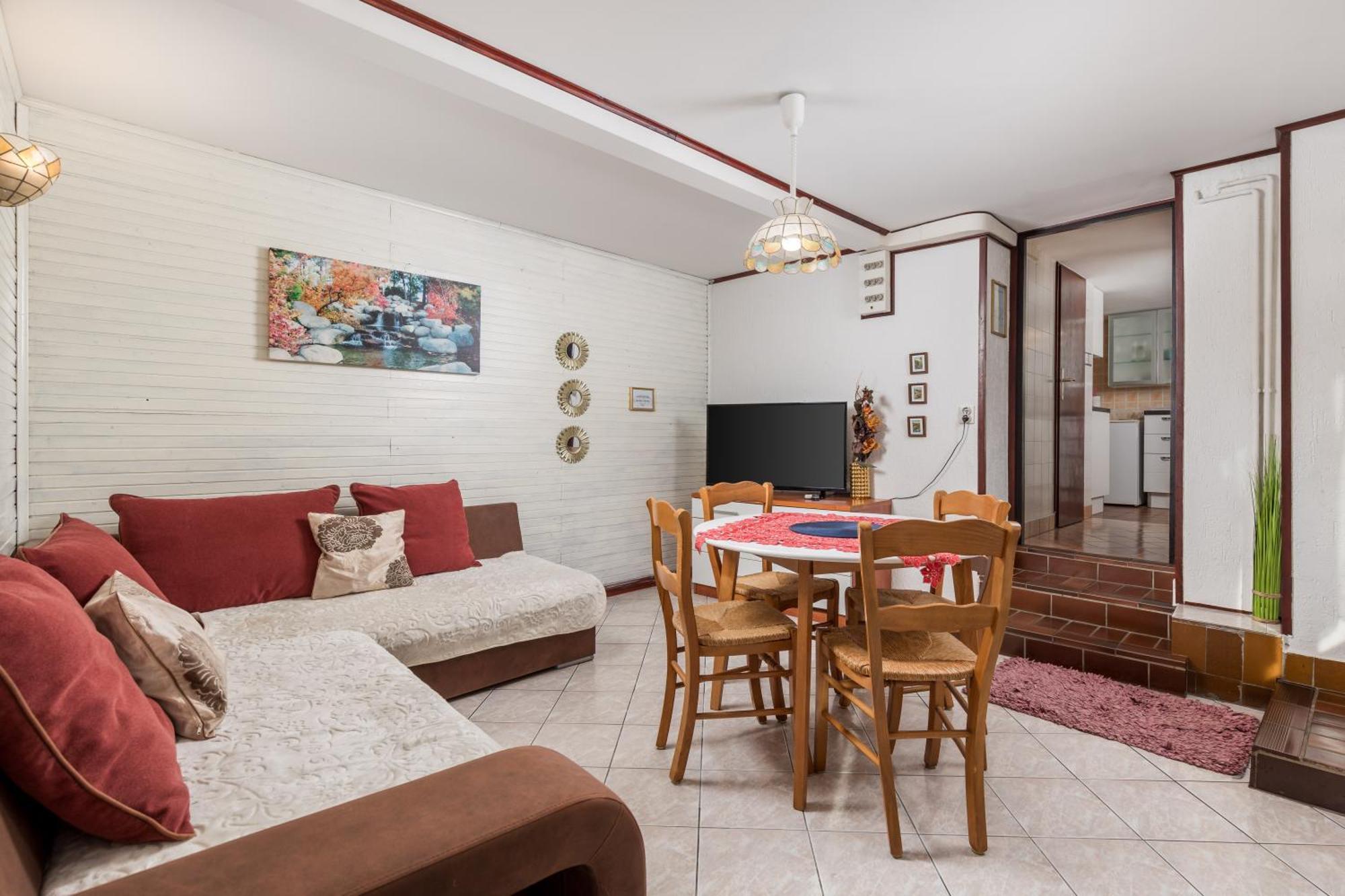 Guest house Camelia & Martina
